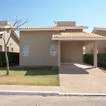 Jardins da Lagoa - Casa completa com 2 ou 3 quartos - acesso gratuito ao Lagoa Termas Parque e Lagoa Ecopraia